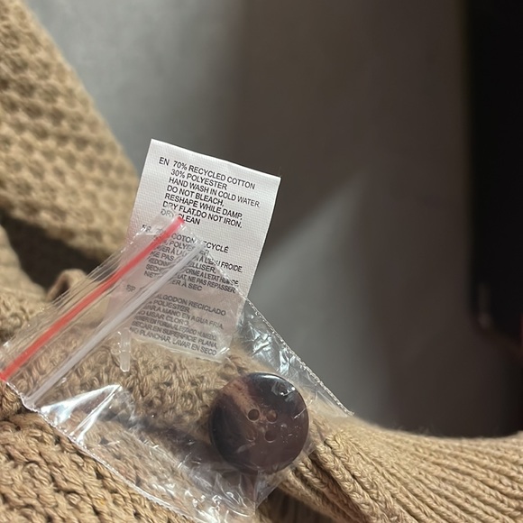 Hedge Conscious Button Sweater - Picture 5 of 6